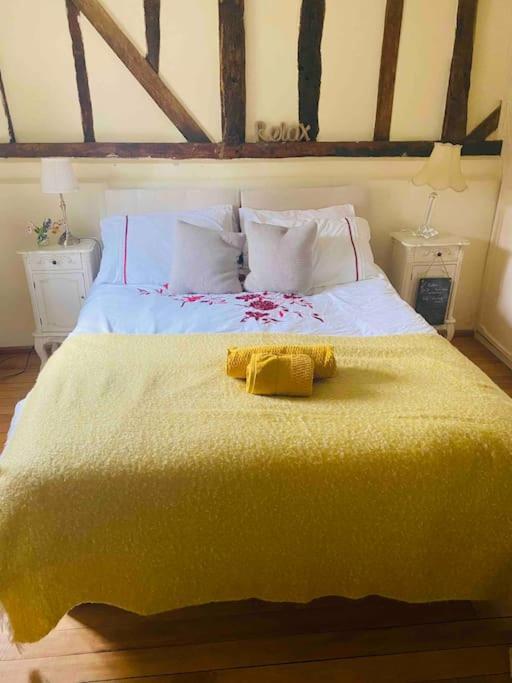 Stunning Barn Conversion Ideal For Large Families Bildeston エクステリア 写真